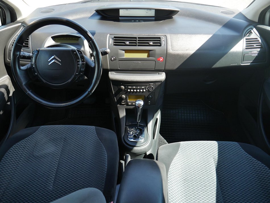 Citroën C4 1.6 i 