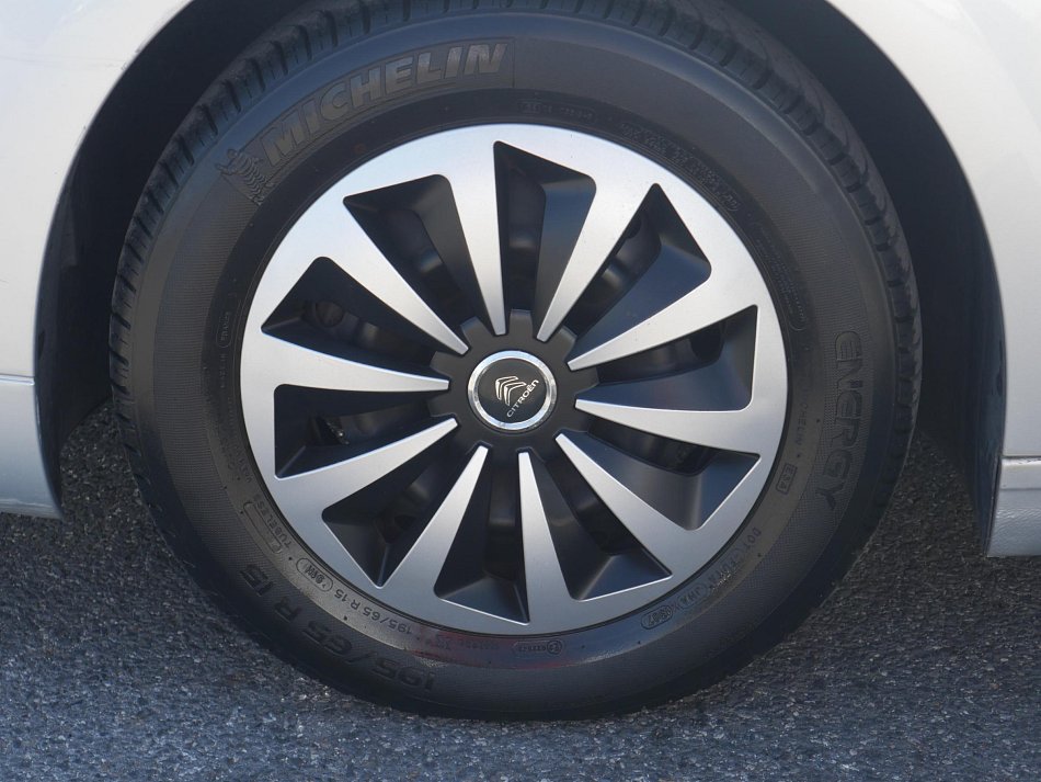 Citroën C4 1.6 i 