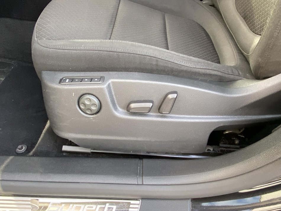 Škoda Superb II 1.6 TDi Ambition