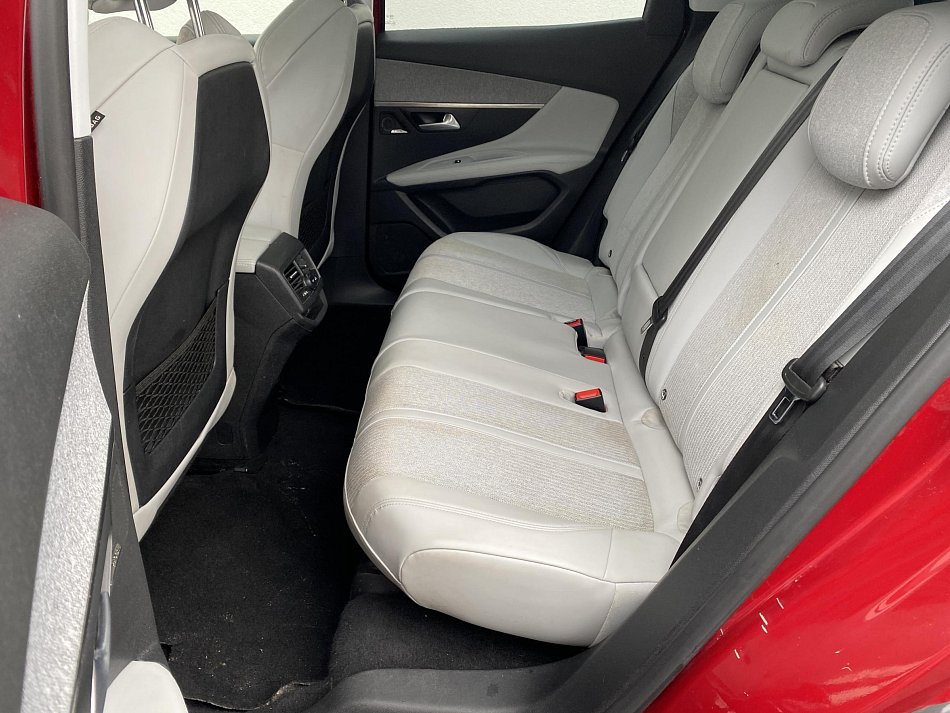 Peugeot 3008 1.5 HDi Allure