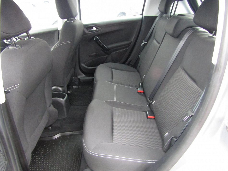 Peugeot 208 1.2PT Active