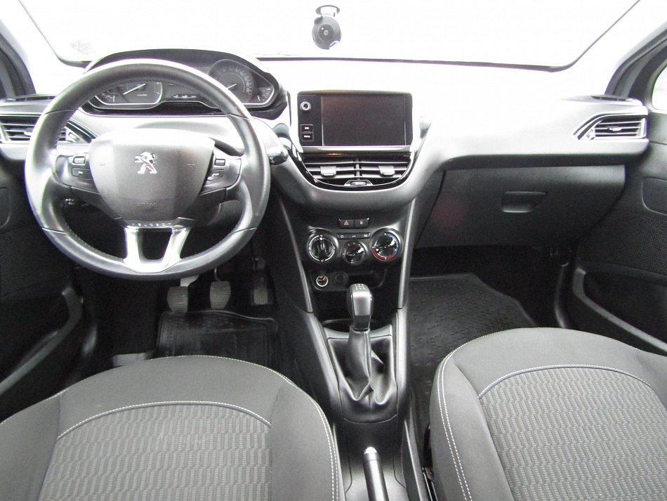 Peugeot 208 1.2PT Active