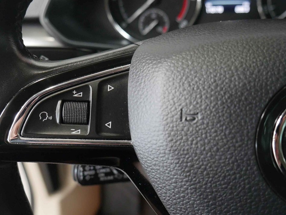 Škoda Superb III 2.0TDI Style