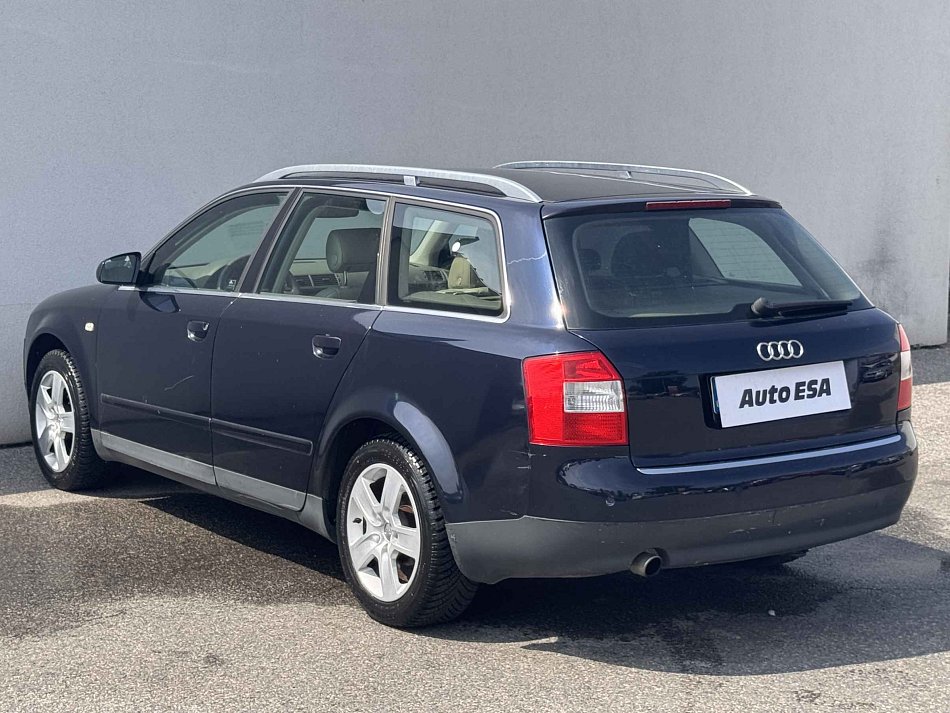 Audi A4 2.0i 