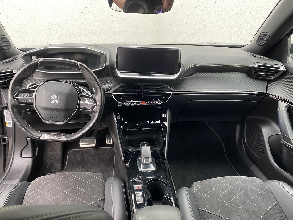 Peugeot 2008 1.2 PT GT