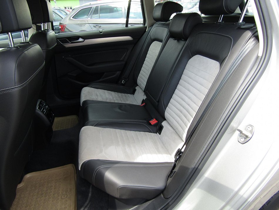 Volkswagen Passat 2.0 BiTDi Highline 4x4