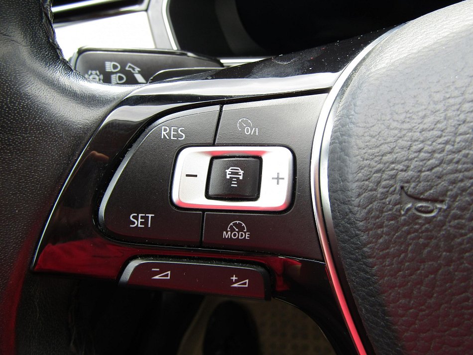 Volkswagen Passat 2.0 BiTDi Highline 4x4