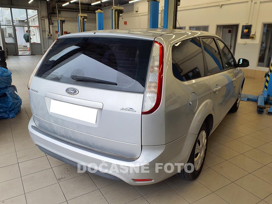 Ford Focus 1.6i 