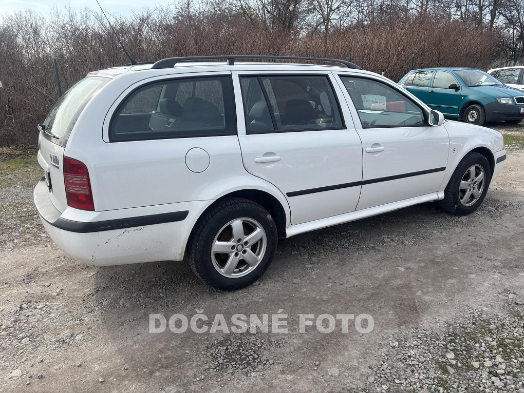 Škoda Octavia 1.6i 
