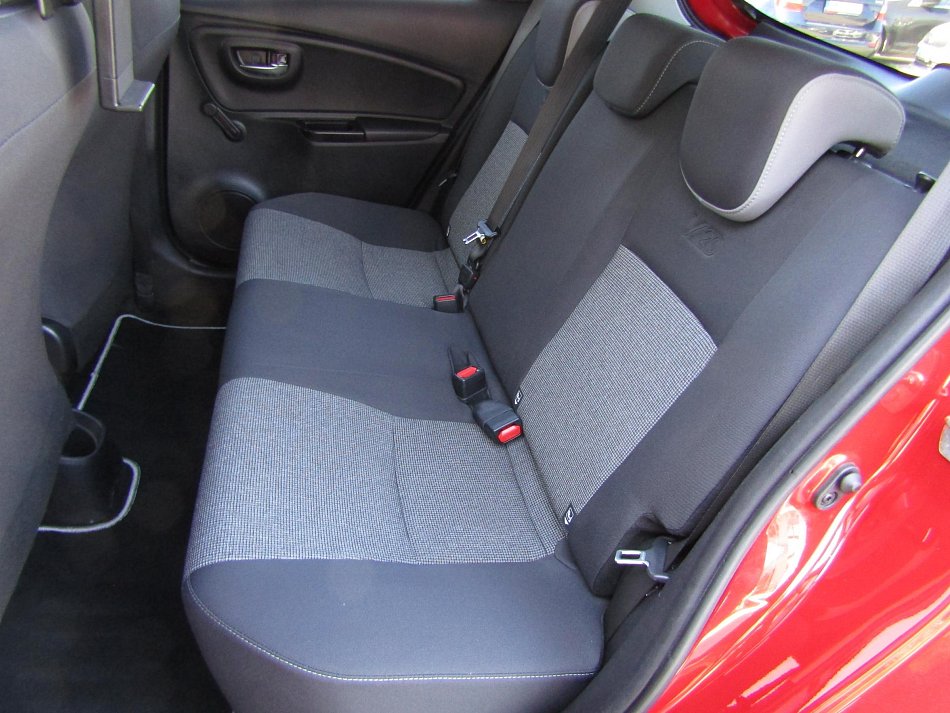 Toyota Yaris 1.5 VVT-i Active
