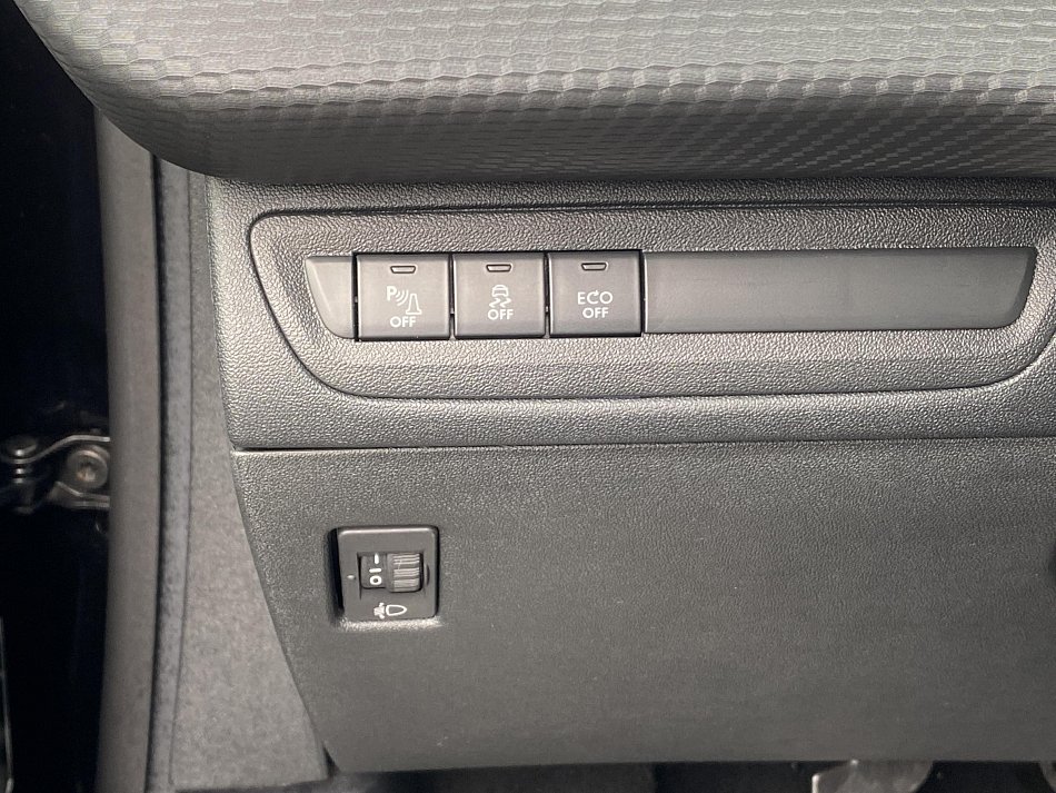 Peugeot 2008 1.2PT Allure