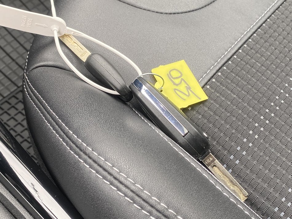 Peugeot 2008 1.2PT Allure