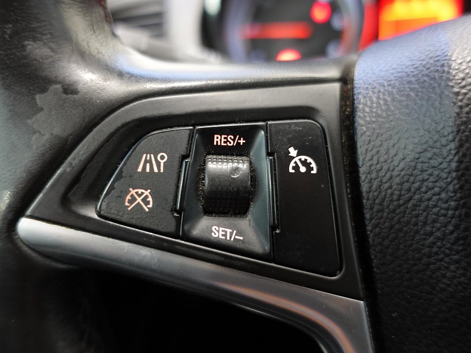 Opel Insignia 2.0 CDTi Cosmo 118kW