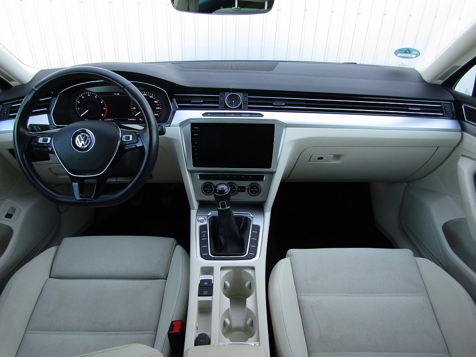 Volkswagen Passat 1.5 TSi Comfortline