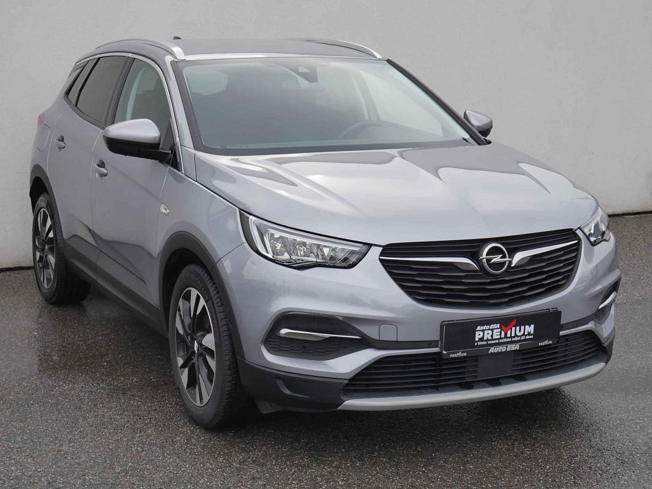 Opel Grandland X 1.2 PT Innovation