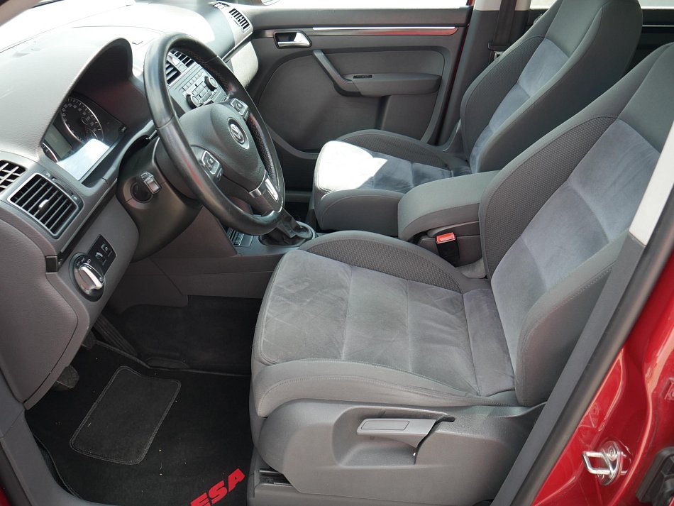 Volkswagen Touran 1.6 TDi 