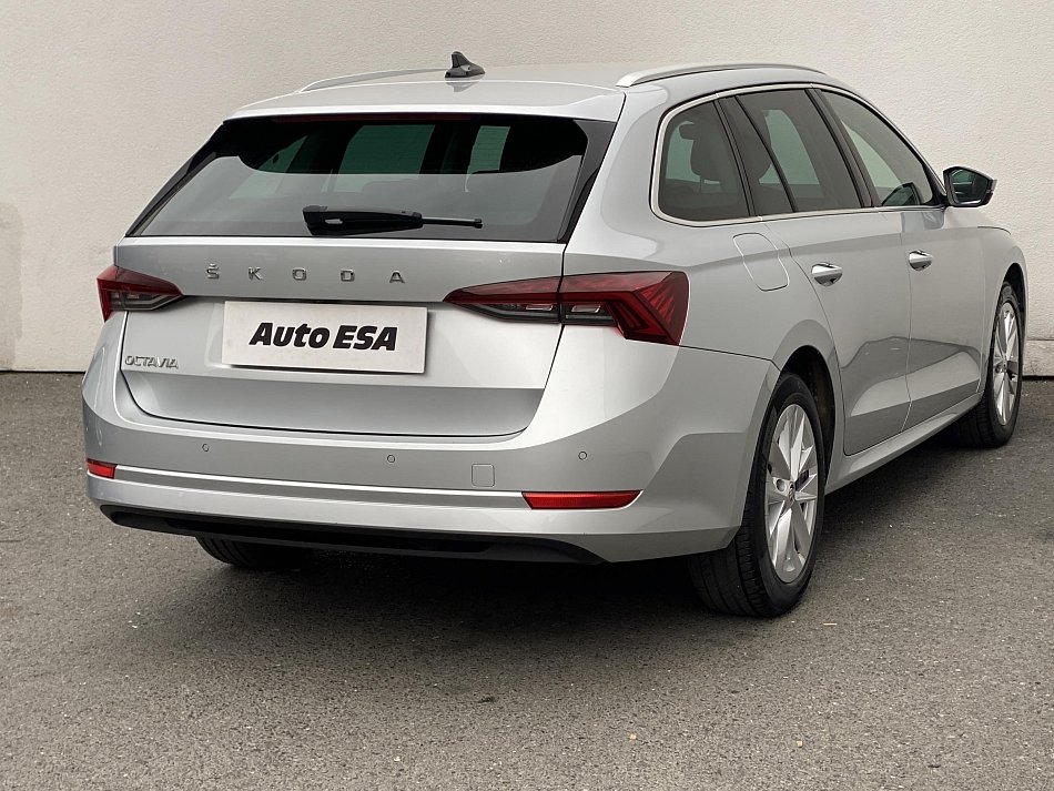 Škoda Octavia IV 1.5 TSi Style