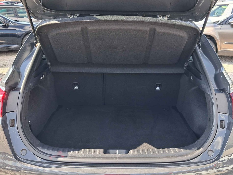 Kia XCeed 1.5 T-GDi TOP