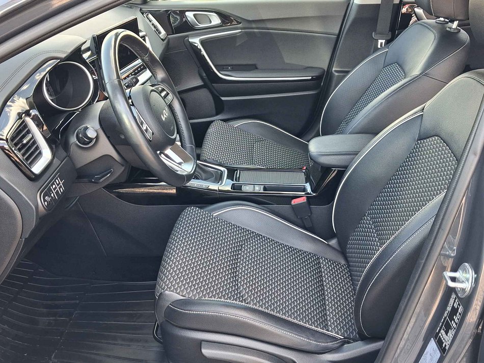 Kia XCeed 1.5 T-GDi TOP