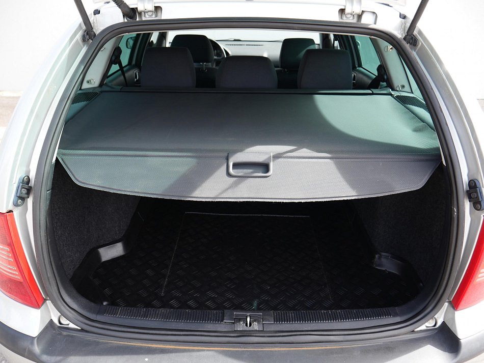 Škoda Octavia 1.6i 