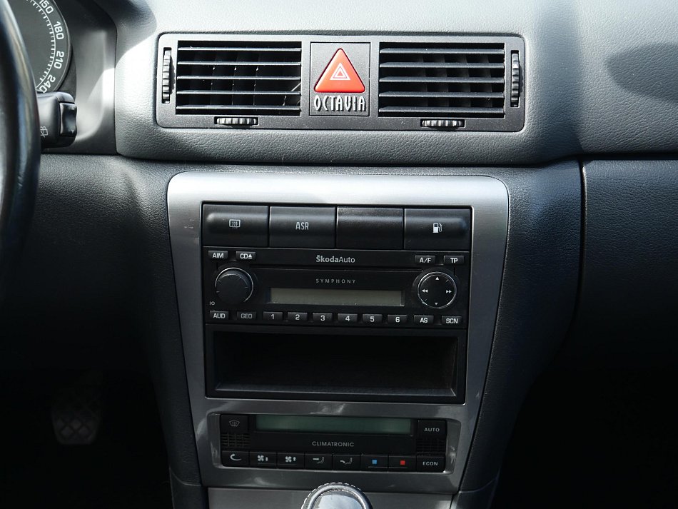 Škoda Octavia 1.6i 