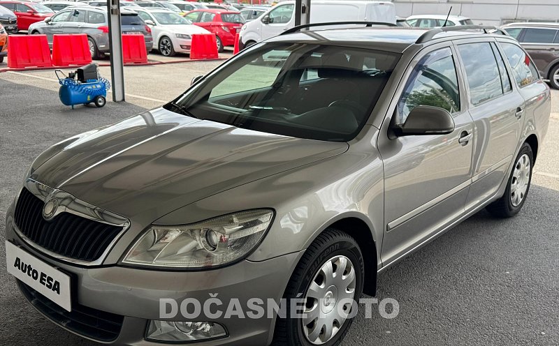 Škoda Octavia II 1.6 MPi Ambiente