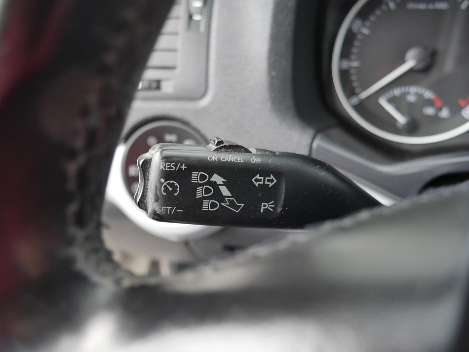 Škoda Octavia II 1.6 MPi Ambiente