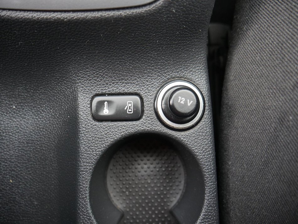 Škoda Octavia II 1.6 MPi Ambiente