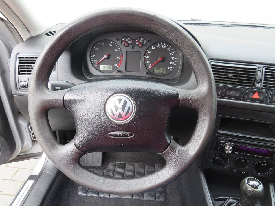 Volkswagen Golf 1.4i 