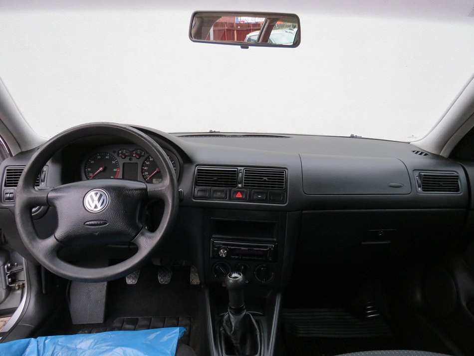 Volkswagen Golf 1.4i 