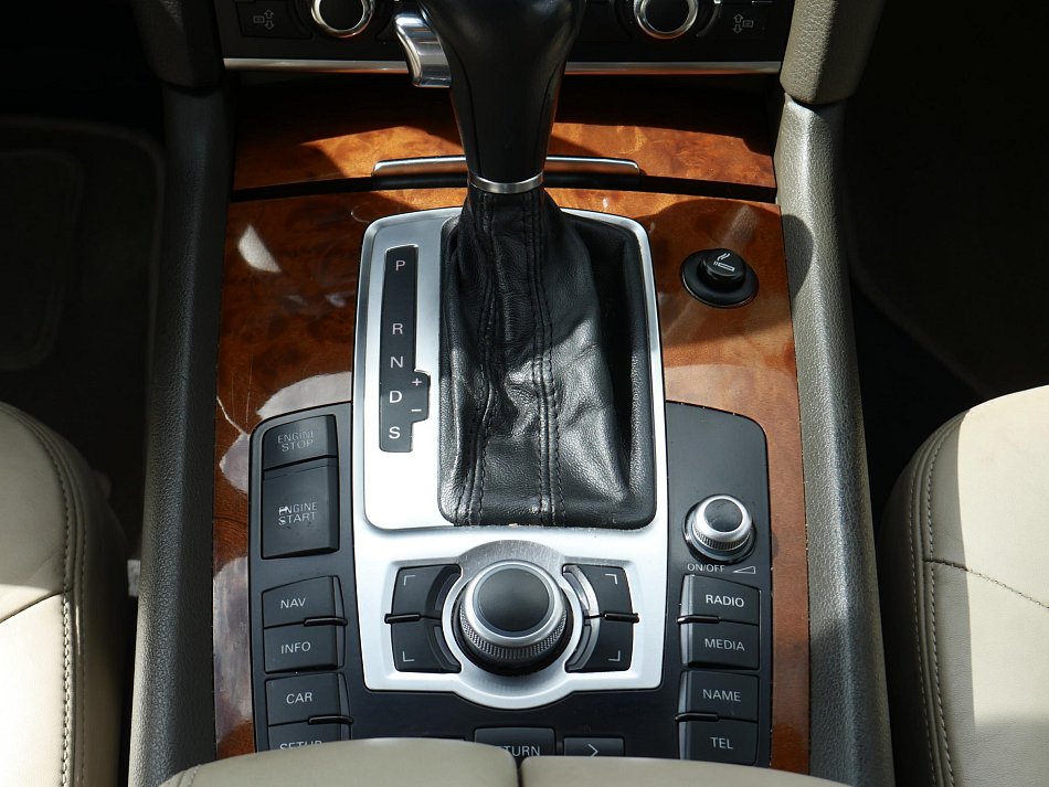 Audi Q7 3.6 FSi  Quattro, 7míst