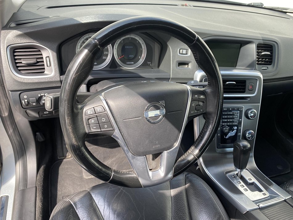 Volvo S60 2.4 D5  AWD
