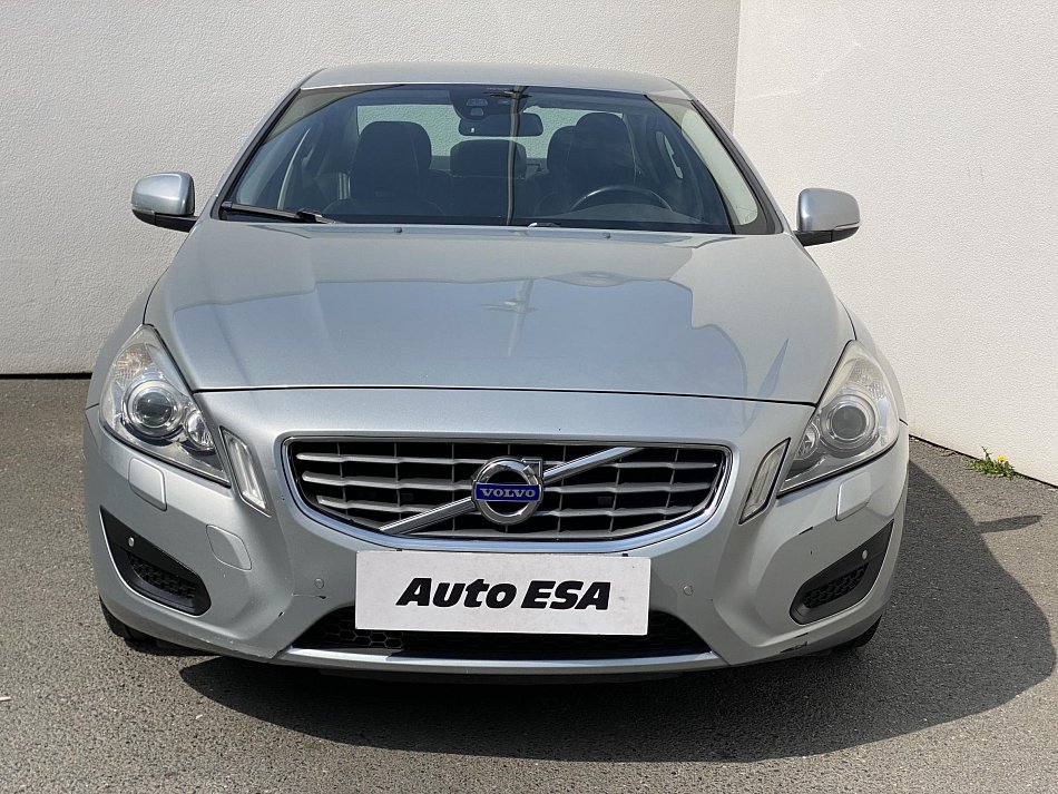 Volvo S60 2.4 D5  AWD