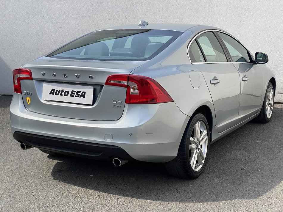 Volvo S60 2.4 D5  AWD
