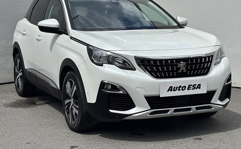 Peugeot 3008 1.2 PT Allure