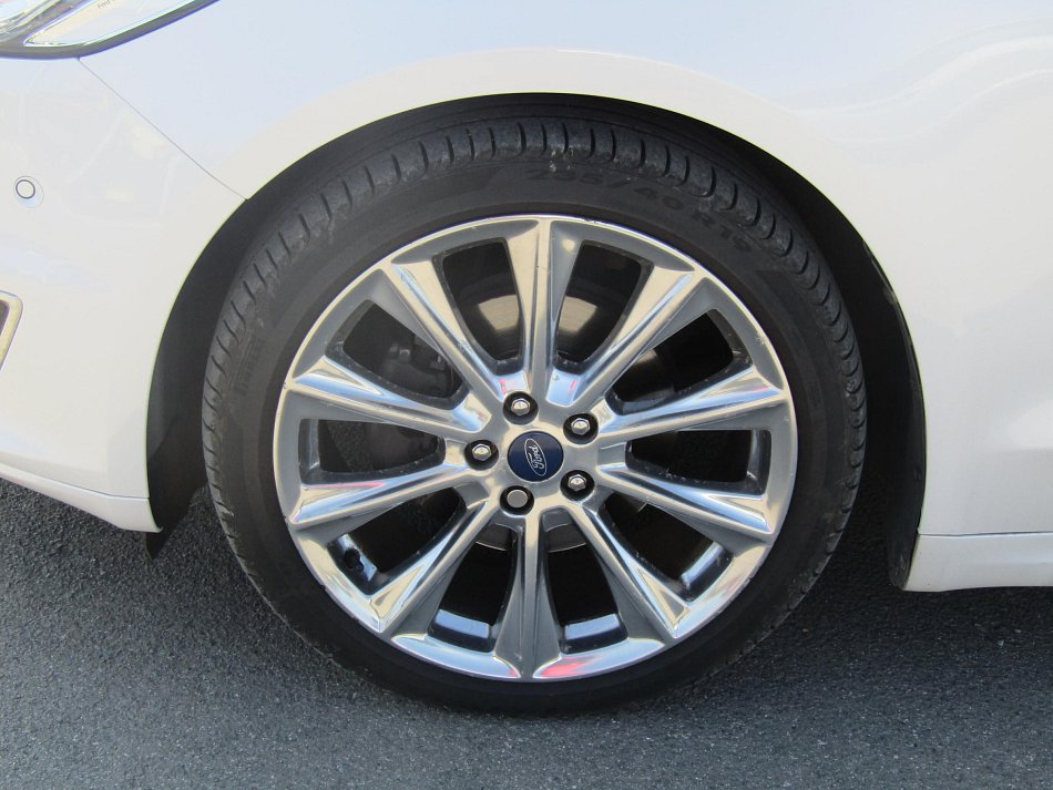 Ford Mondeo 2.0 TDCi Vignale 4x4