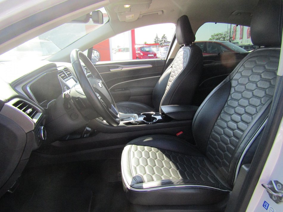 Ford Mondeo 2.0 TDCi Vignale 4x4