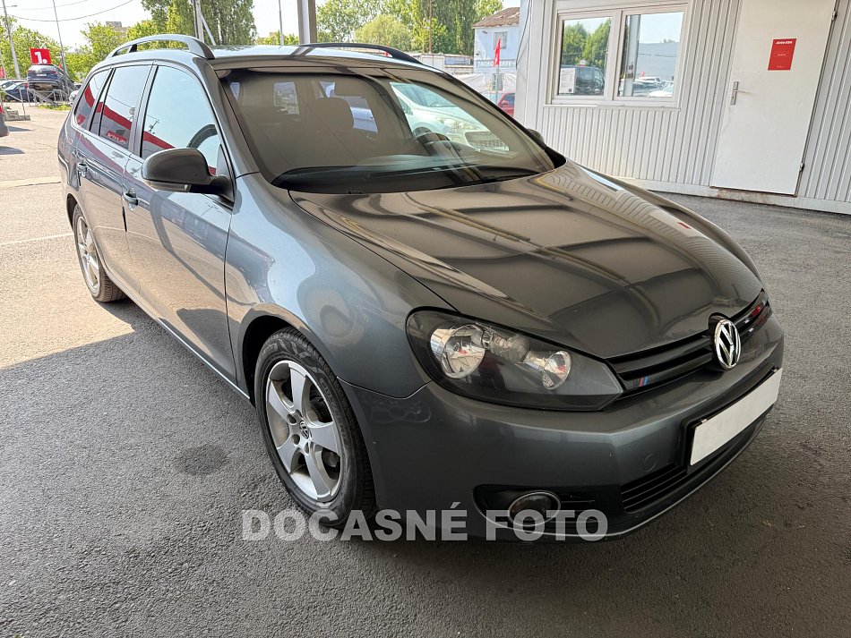 Volkswagen Golf 1.6 TDi 