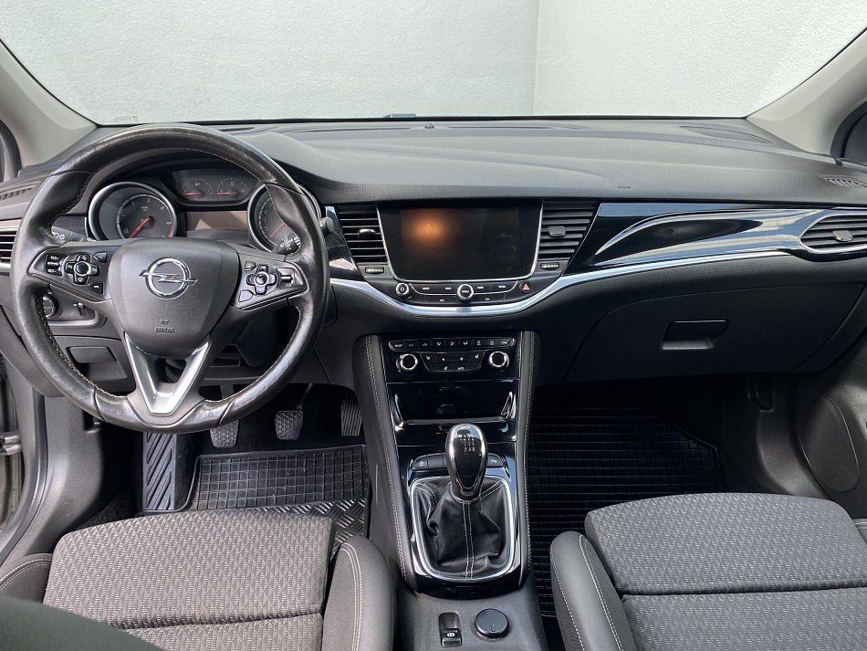 Opel Astra 1.6 CDTi 