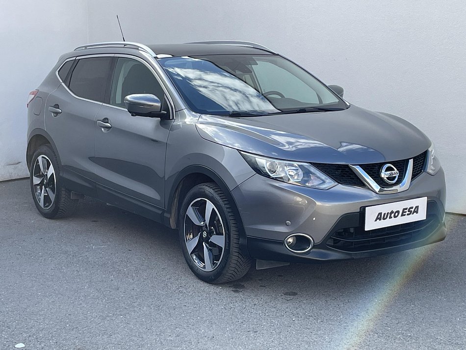 Nissan Qashqai 1.2i 