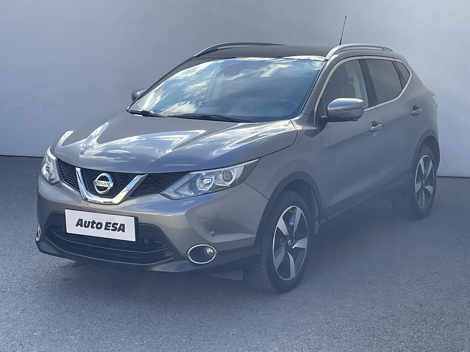 Nissan Qashqai 1.2i 