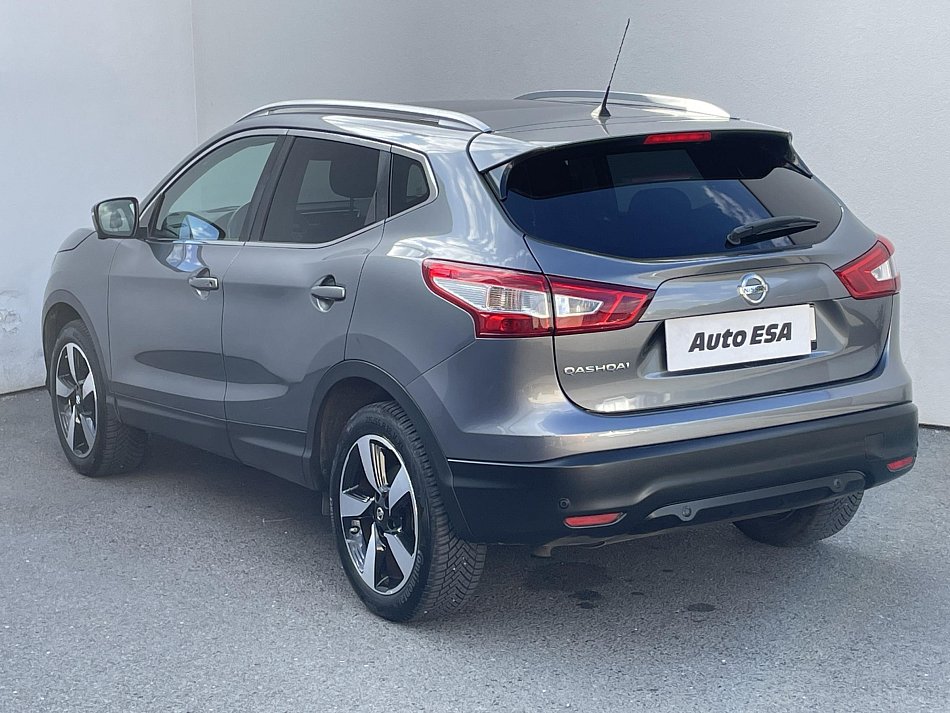 Nissan Qashqai 1.2i 