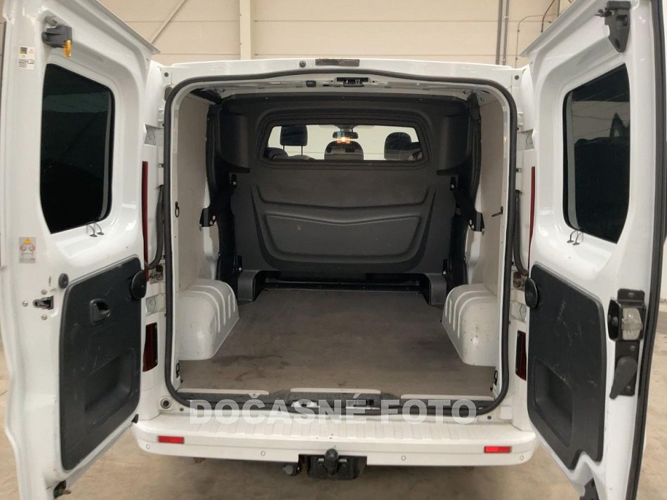 Opel Vivaro 1.6CDTi  5míst