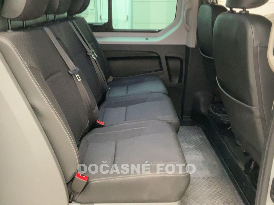 Opel Vivaro 1.6CDTi  5míst