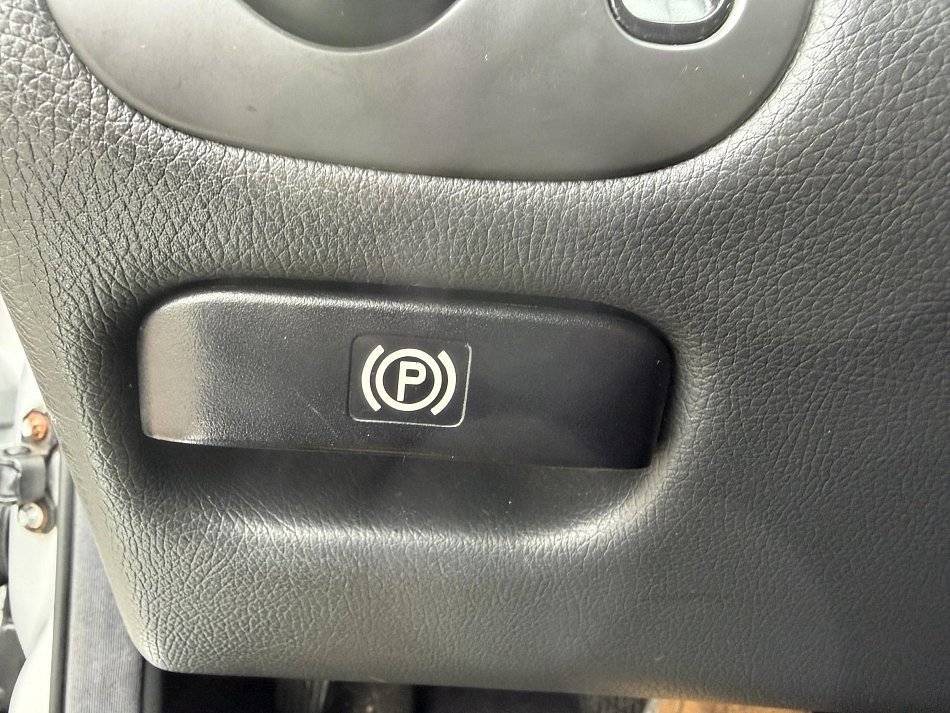 Mercedes-Benz Třída C 1.8i 