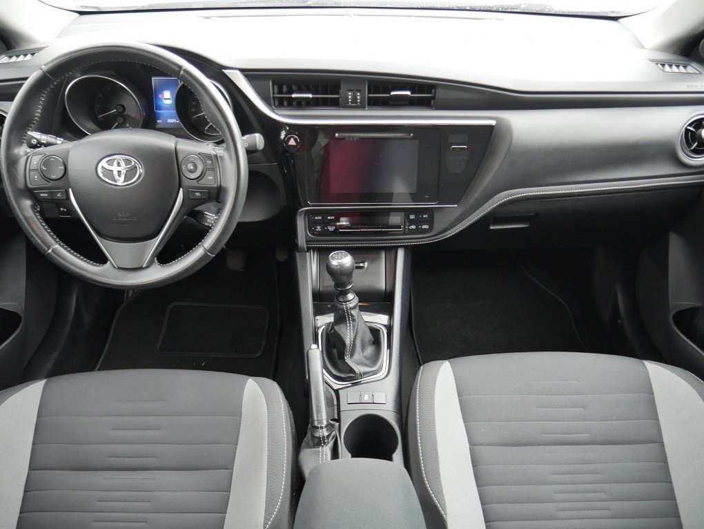 Toyota Auris 1.6i 