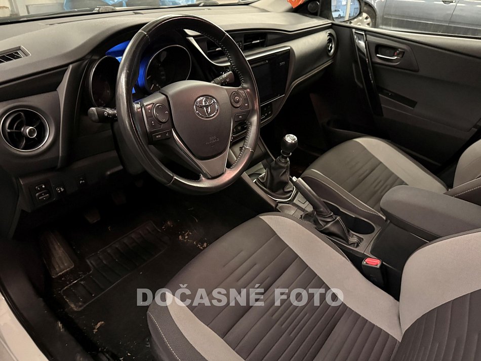 Toyota Auris 1.6i 