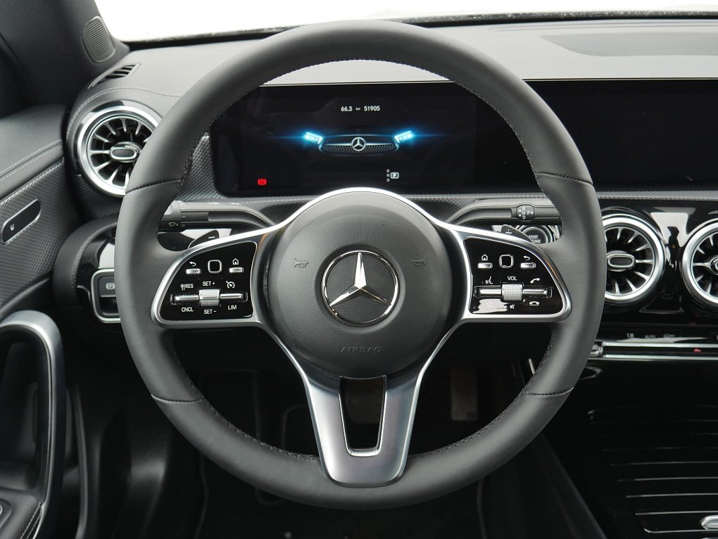 Mercedes-Benz CLA 2.0 D  200 d