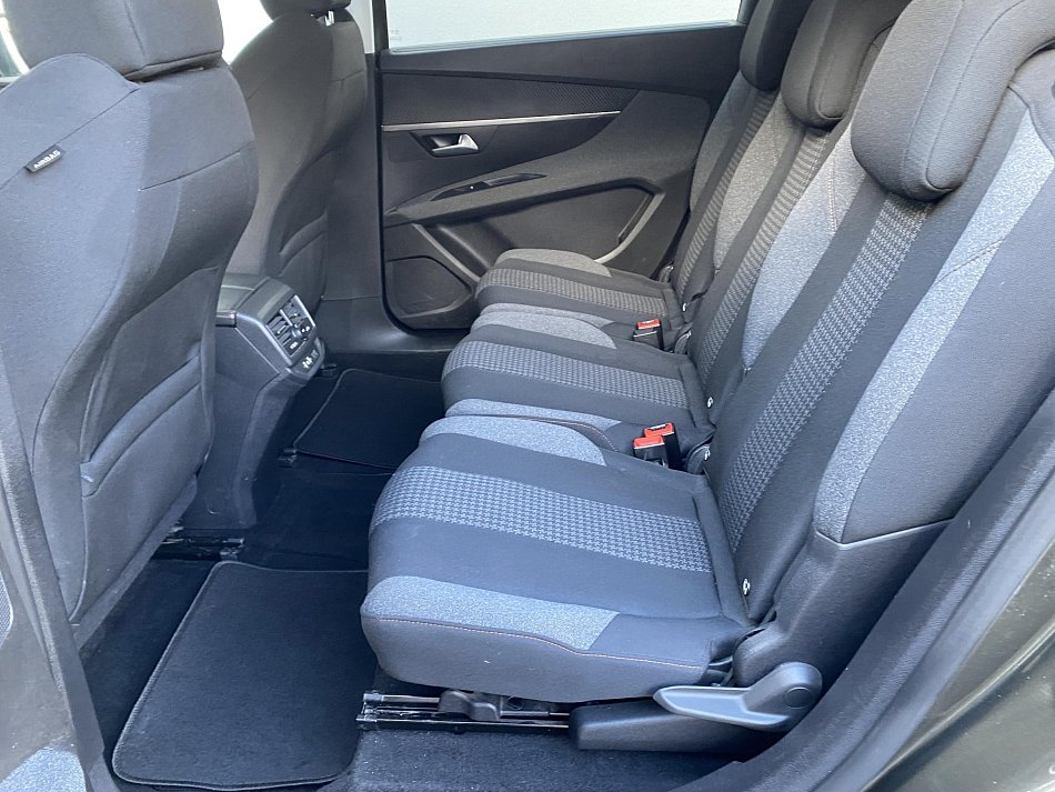 Peugeot 5008 1.5HDi Active