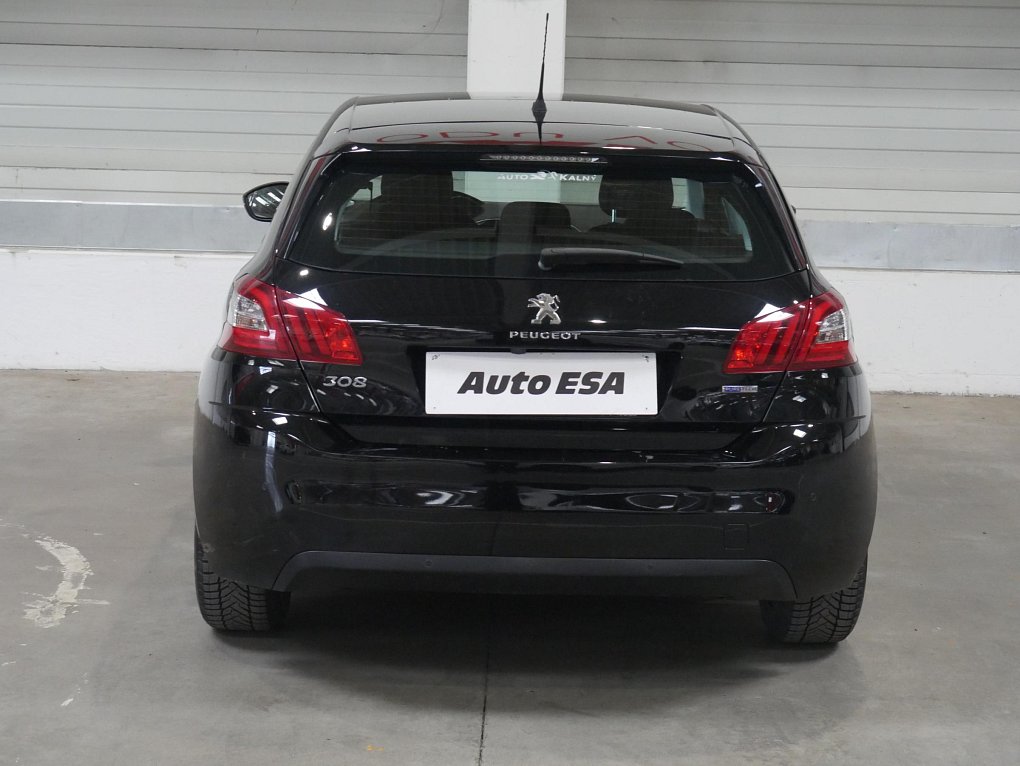 Peugeot 308 1.2 PT 